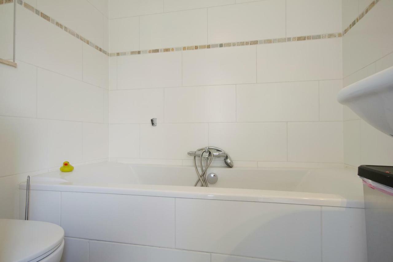 Johan'S B&B, Dakterras & Goedkoop Parkeren - Sinds 2014 Amsterdam Eksteriør billede
